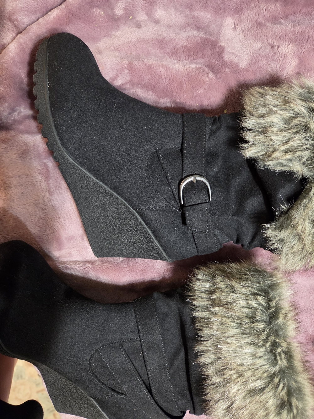 LOWER EAST SIDE Black Faux-Fur Cuff Wedge Boots with Buckle Wear Two Ways